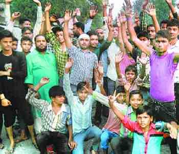 Elderly man,s killed throat slit