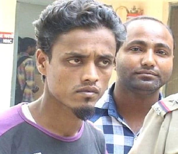 bangladeshi boy crossed indian border without passport and visa in love of pakistani girl friend 