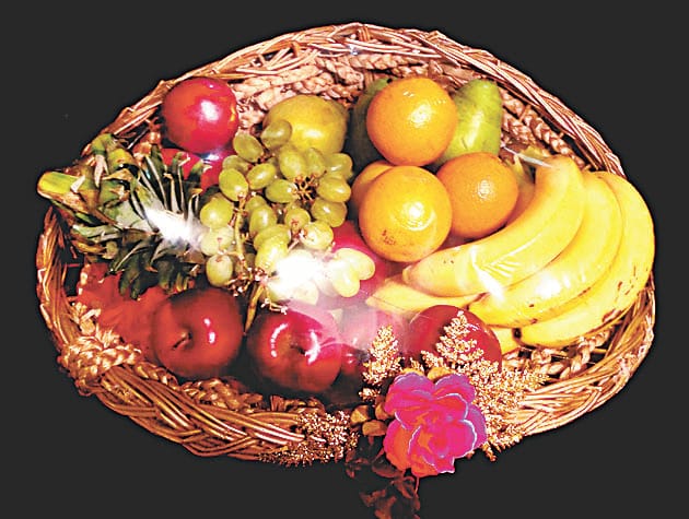 Prepare home for Diwali gift packs
