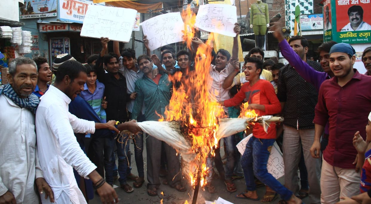 Najib boil over, many places were burnt in effigy