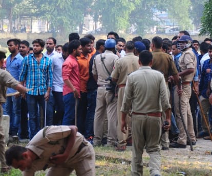 Clashes in lucknow university.