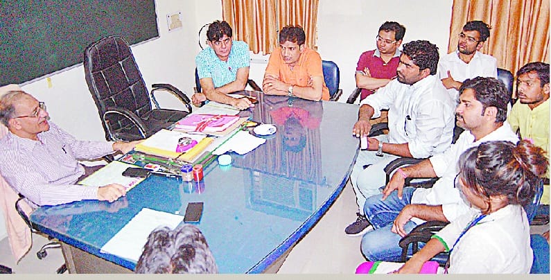 report on ABVP worker
