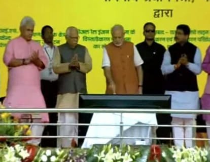 PM Modi gives Deewali Gift to varanasi laying stone of Home Gas Project