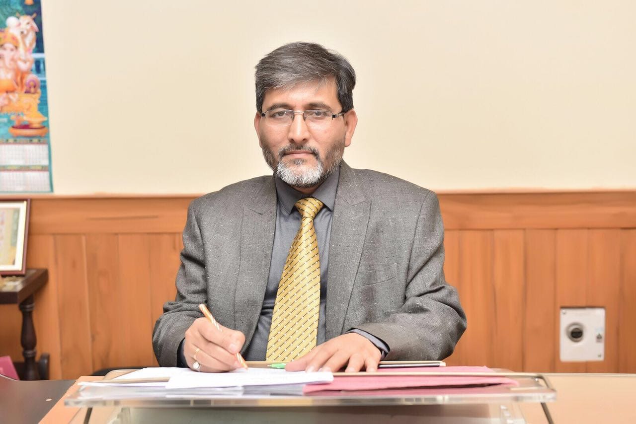 Doctors Tracking System in medical colleges