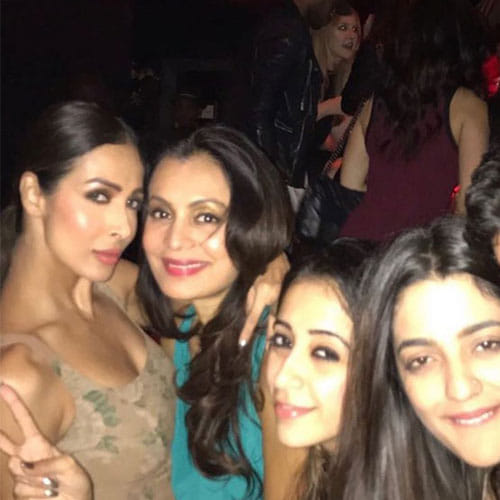 malaika arora doing party with her friends in new york
