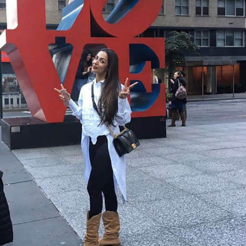 malaika arora doing party with her friends in new york