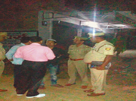 Hardoi looted furniture businessman, firing
