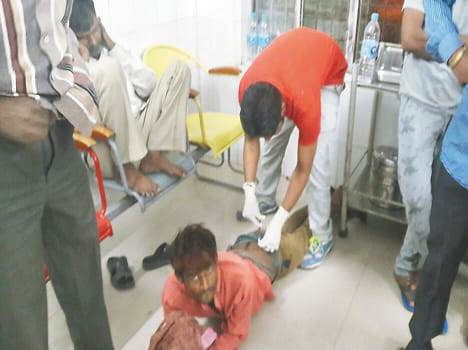 BJP members laden car fired, killing a six injured