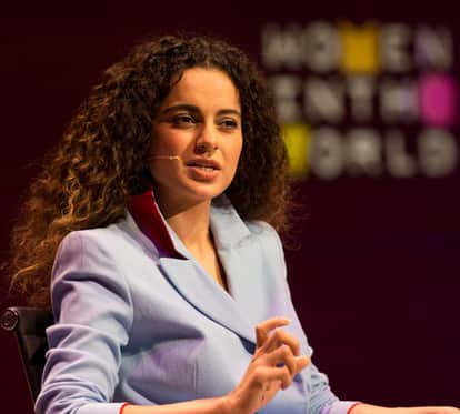 Kangana hits at Hrithik again