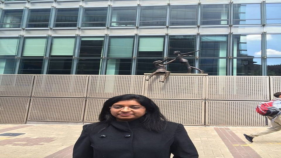 IAS officer Vandana Dadel gets showcause notice