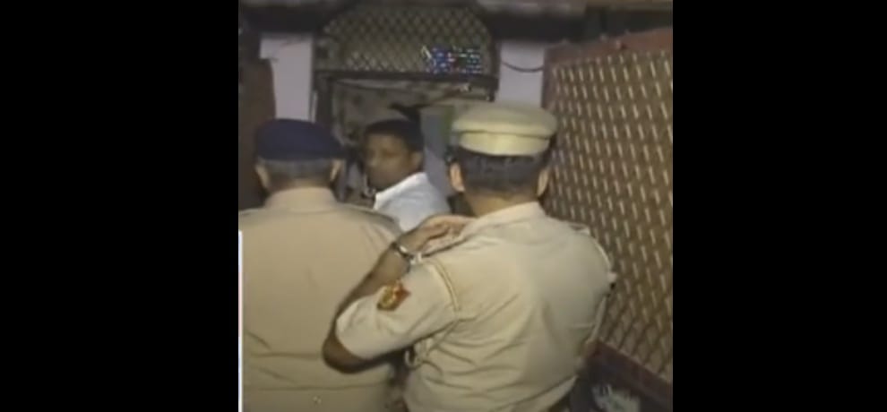 man hits one year old girl on temple stairs to death says he saw his death in her