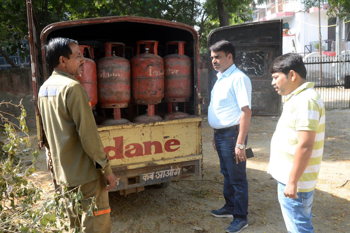 Pappu colony raided, 56 LPG cylinders seized