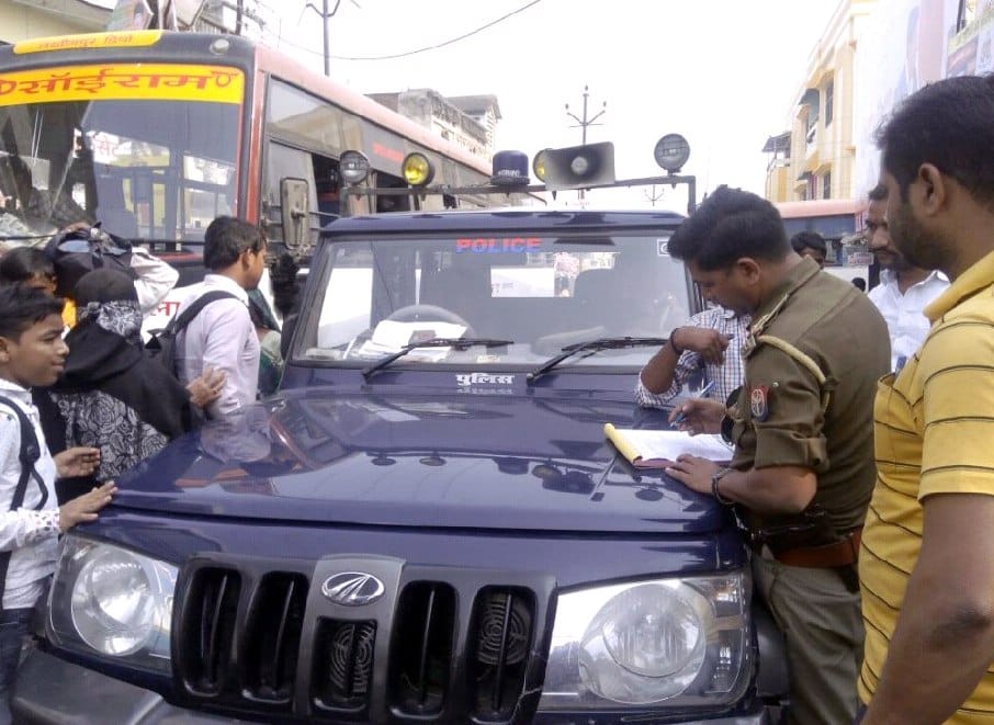 Seized a bus, three of the invoice, put two on penalty