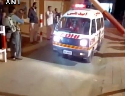 Pakistan: Terrorist attack in police training school