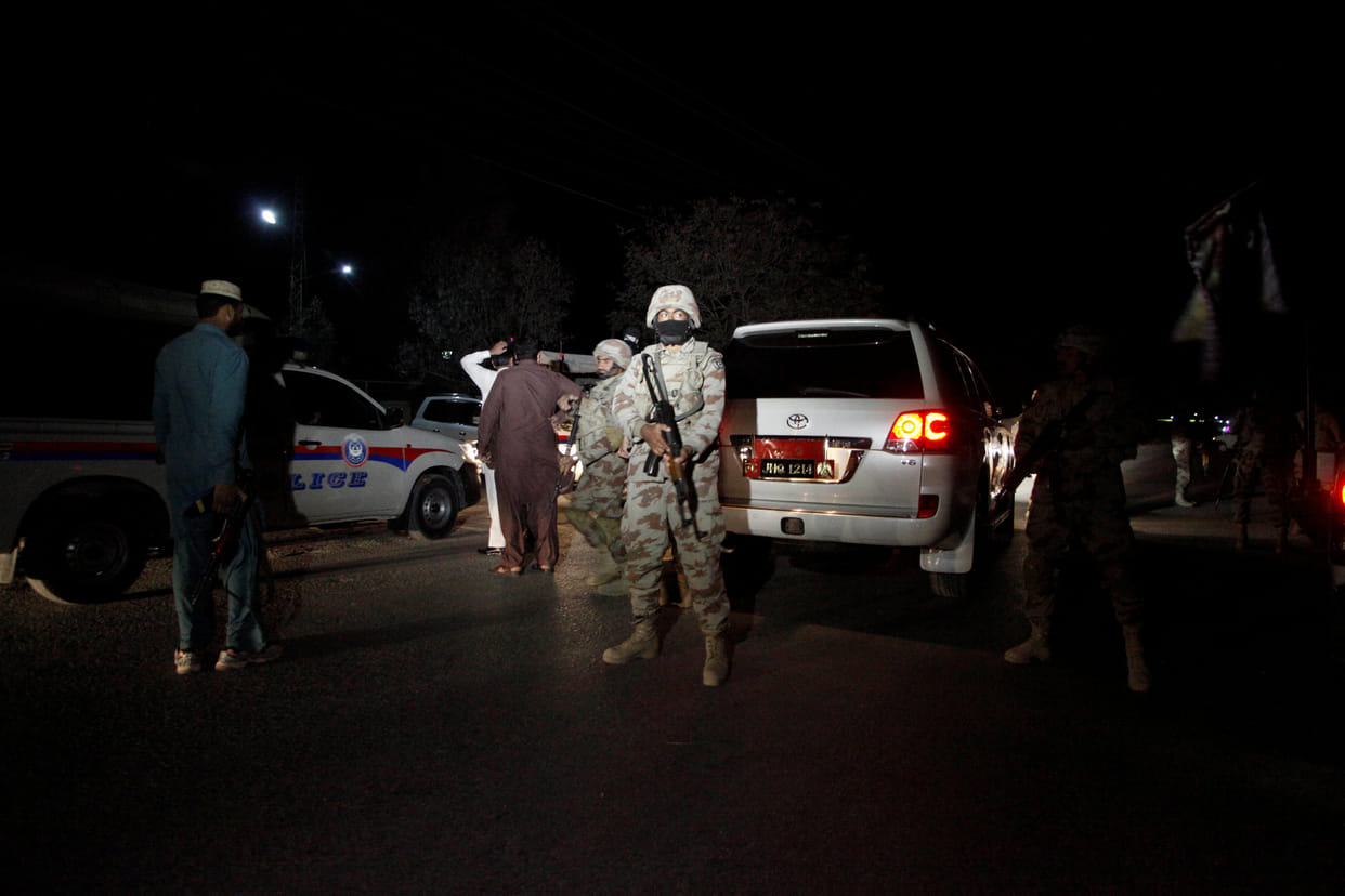Pakistan: Terrorist attack in police training school