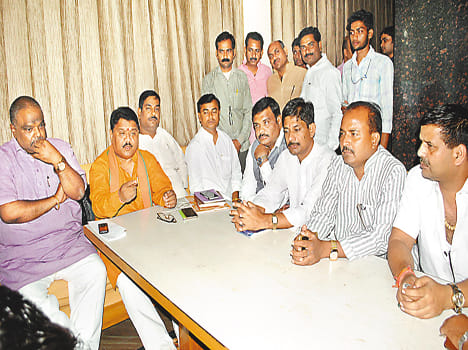 open loot in sp rule says vijay bahadur