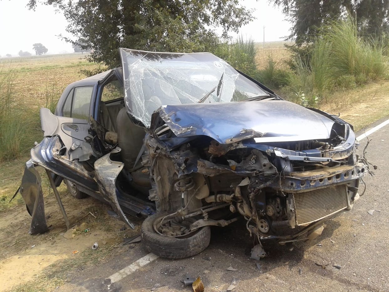 2 died and 8 wounded in accident