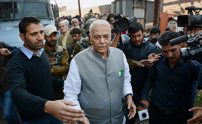 delegation led by yashwant sinha met parties in kashmir