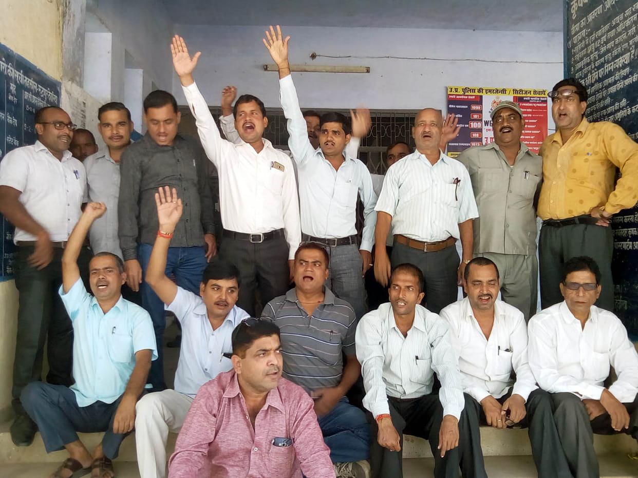Tehsil lock imposed by lawyers 0