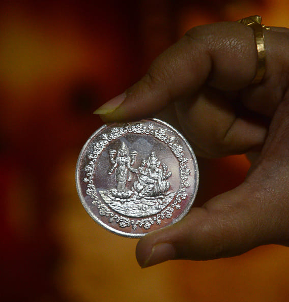 Auspicious coincidence on this Dhanteras
