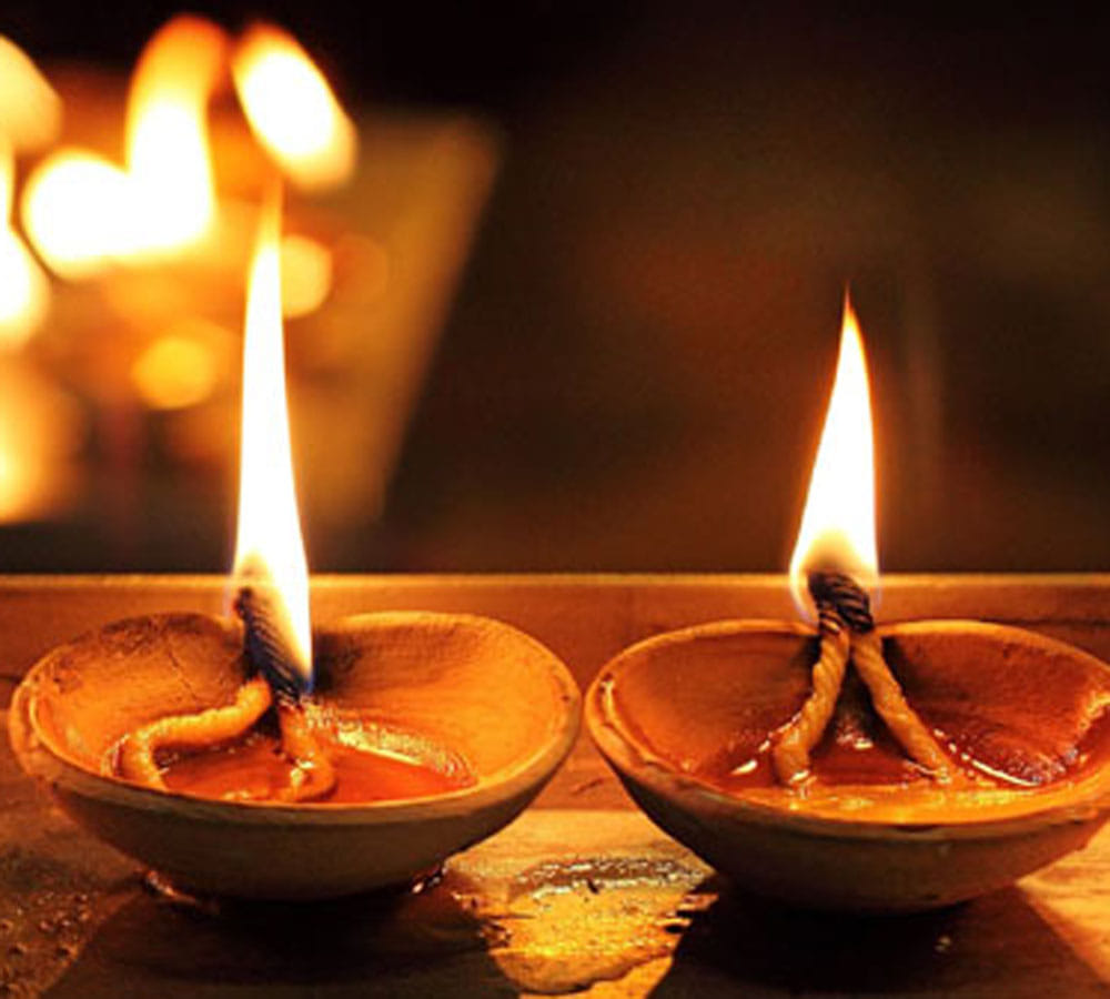 Benefits of lighting diyas on 'Narak Chaturdarshi'