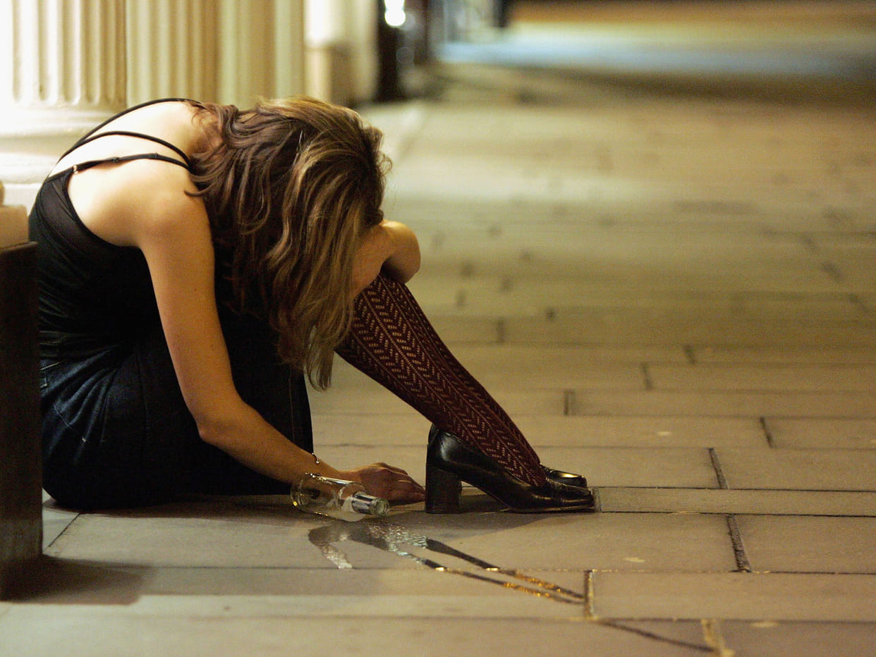 Drinking Women arrive equal to men