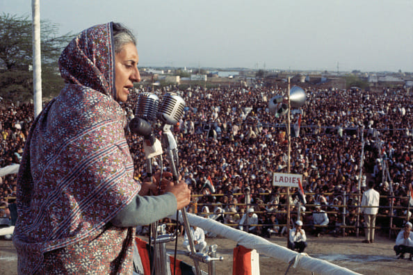 Indira Gandhi defeated Pakistan in 1971 war