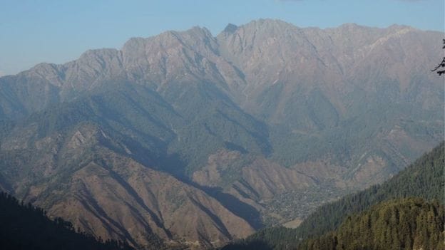  How was Kashmir's accession to India?