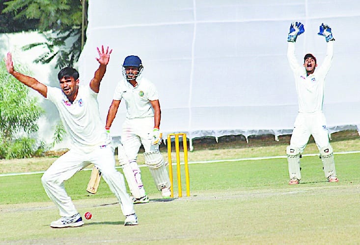 up on driving seat, lead 61 run 