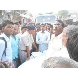 overload Vehicle, crime,police, narnaul,dumper, woman