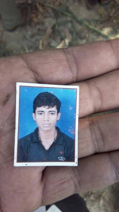 young man body was found hanging from a tree auraiya