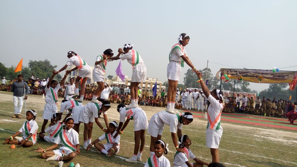 Colourful programs open sports competitions