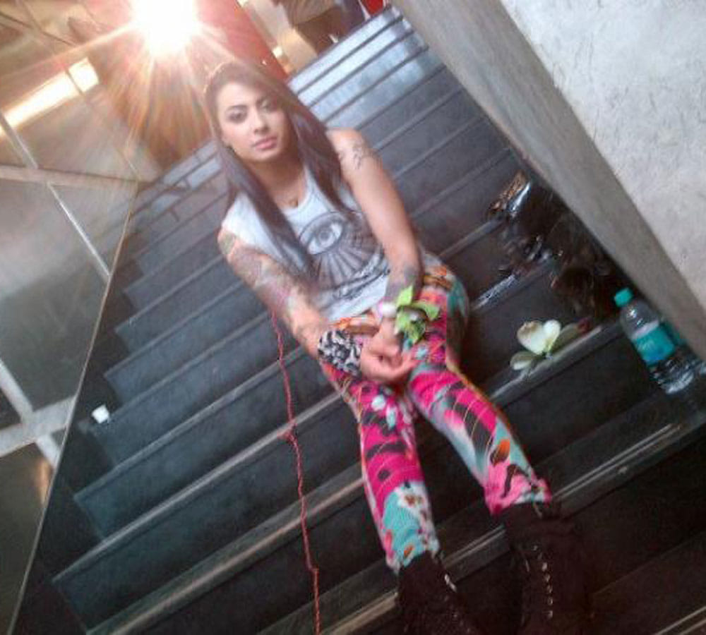 bigg boss contestant vj bani topless photos viral