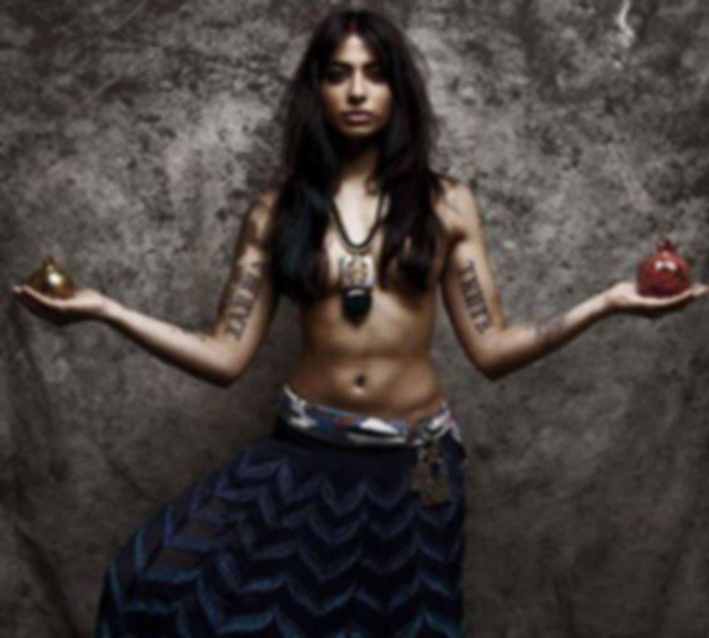 bigg boss contestant vj bani topless photos viral