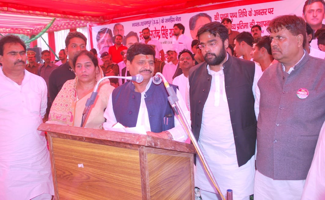 Shivpal snapped at Deoband, was nowhere in sight then becomes the chief minister Akhilesh