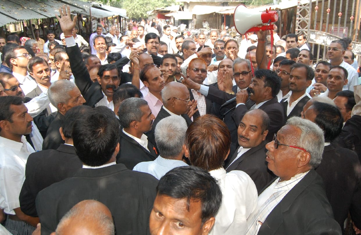 Two days will not perform Advocate