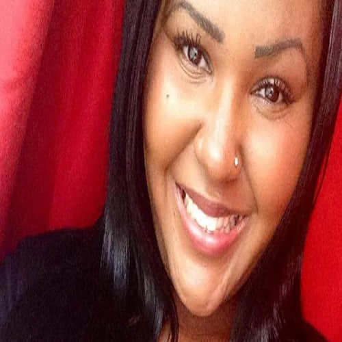 woman banned from ride Colossus because of her 36L boobs