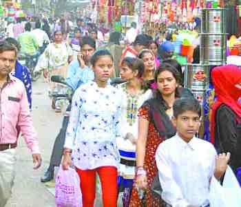 market decorate on Dhanteras 