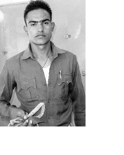 Coming Home Guard duty beaten, uniform opened