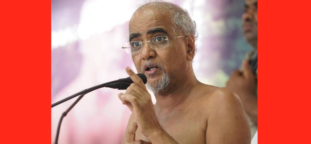 Jain mauni gave big statement to Hindus and muslims on child born