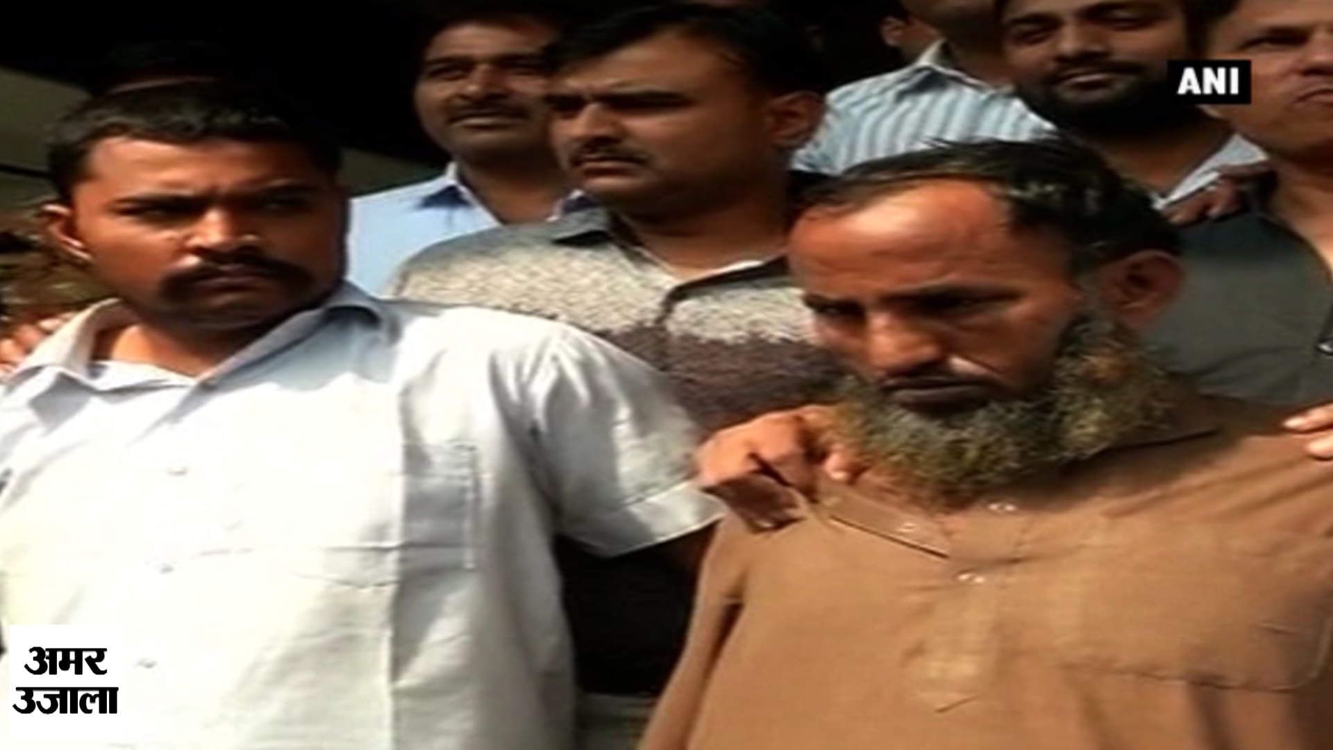 जासूस गिरफ्तार