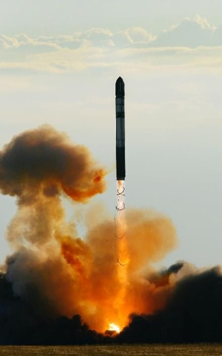russia got new nuclear missile satan 2
