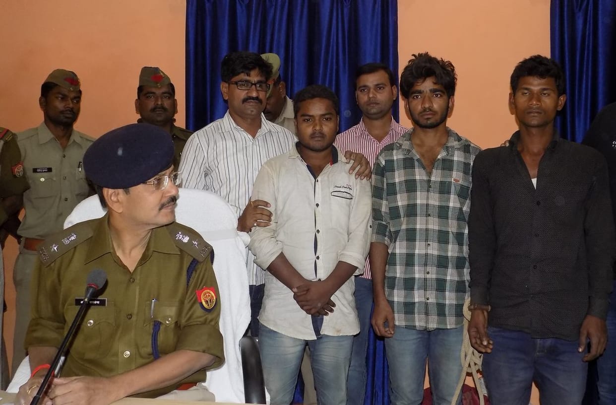  three gangsters arrest