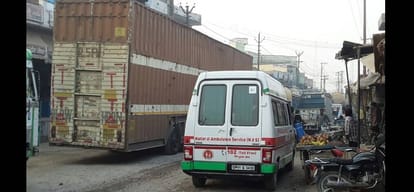 30 km long jam in greater noida 