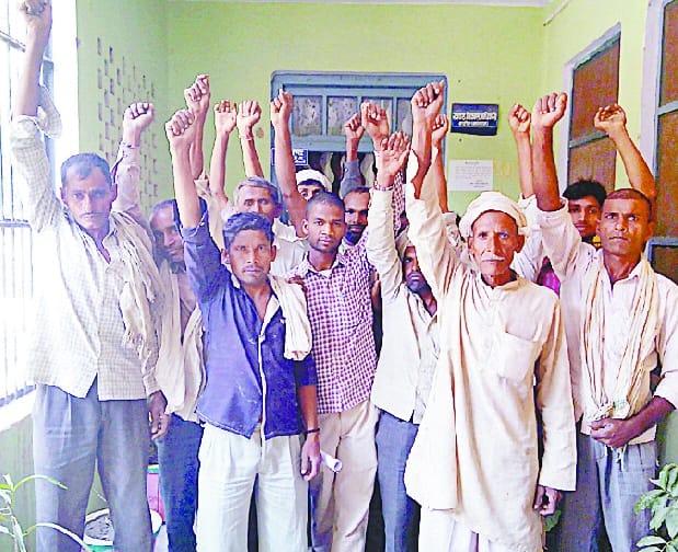 workers uproar