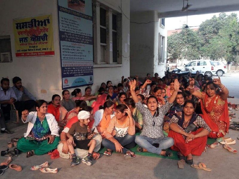  Government Rajindera hospital, nurse, strike, picket-performance, Patiala