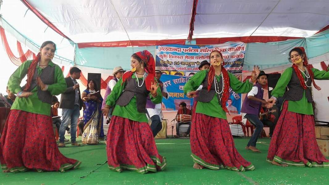 garhwali song by pammi nawal.