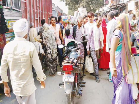 Woman bike rider died after being crushed by truck