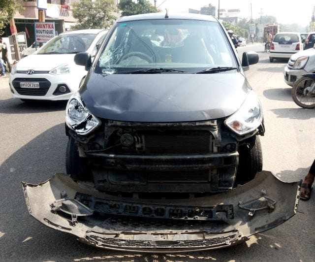National player beat the speeding car, injured