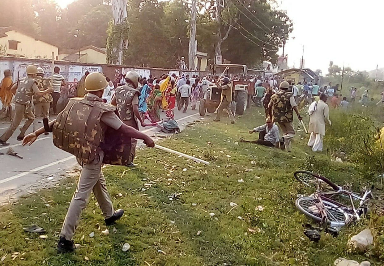 against  lathicharge pelting